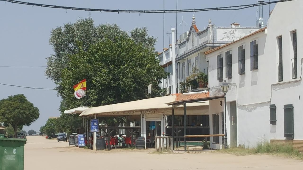 Hospederia Rural Las Buganvillas El Rocío Esterno foto