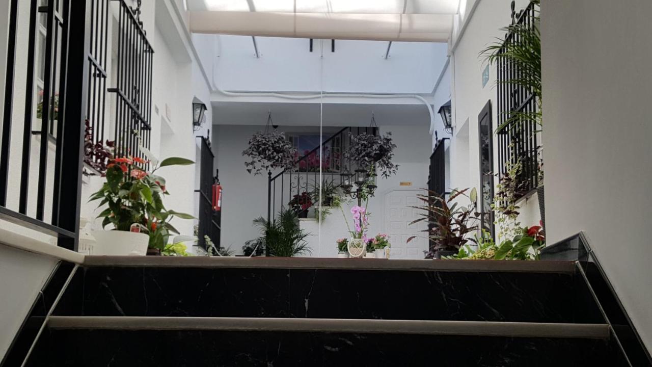 Hospederia Rural Las Buganvillas El Rocío Esterno foto