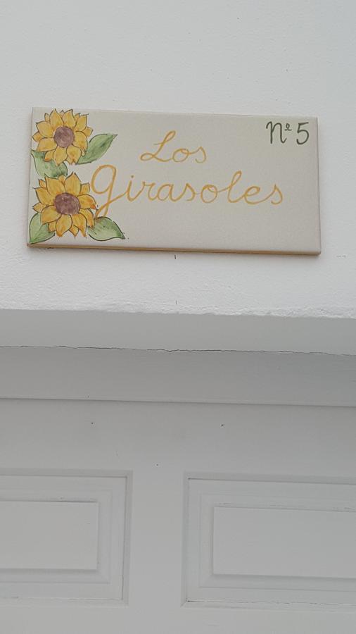 Hospederia Rural Las Buganvillas El Rocío Esterno foto